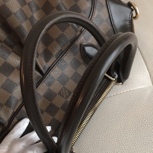 Louis Vuitton Trevi Damier Ebene Handbag GM size - Picture 10 of 15